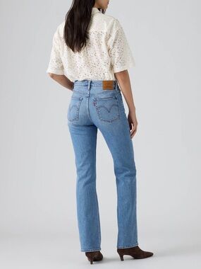 Levi's premium Wedgie bootcut Light Blue Women's Jeans W28 L34